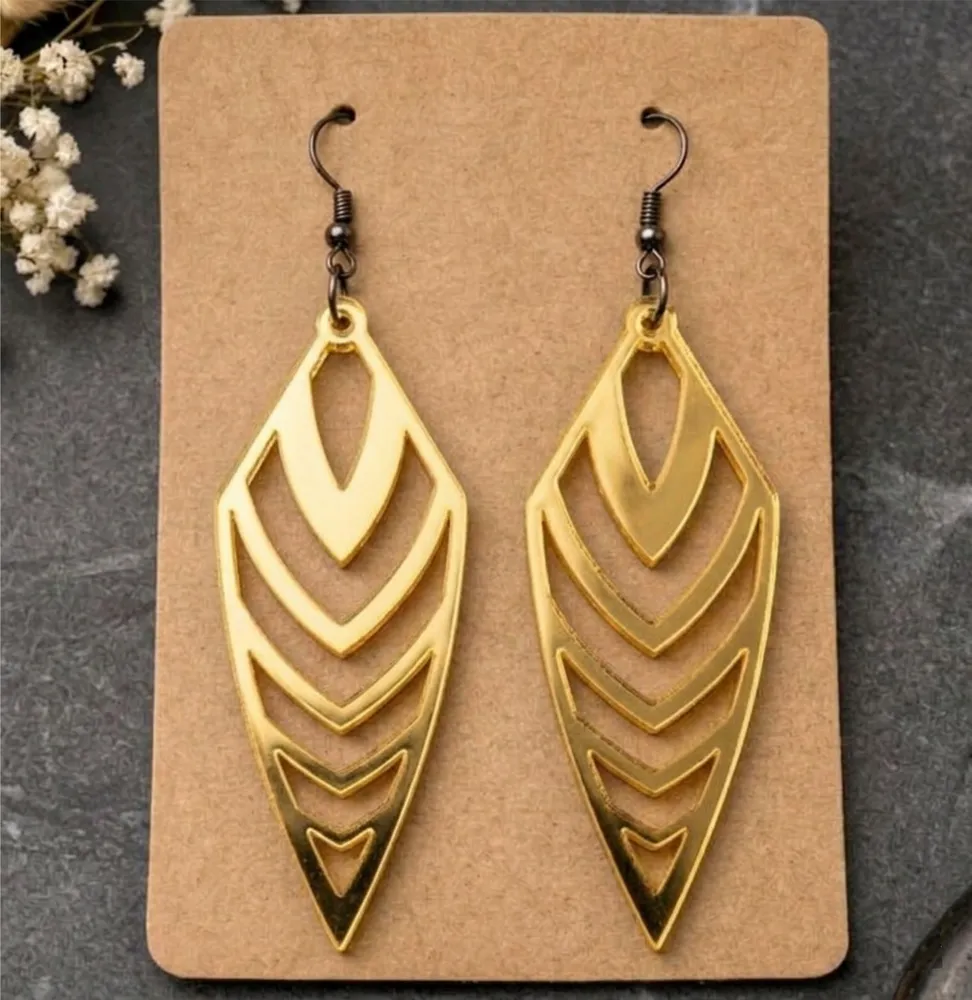 Geometric Chevron Acrylic Dangle Earrings — DXF linework preview