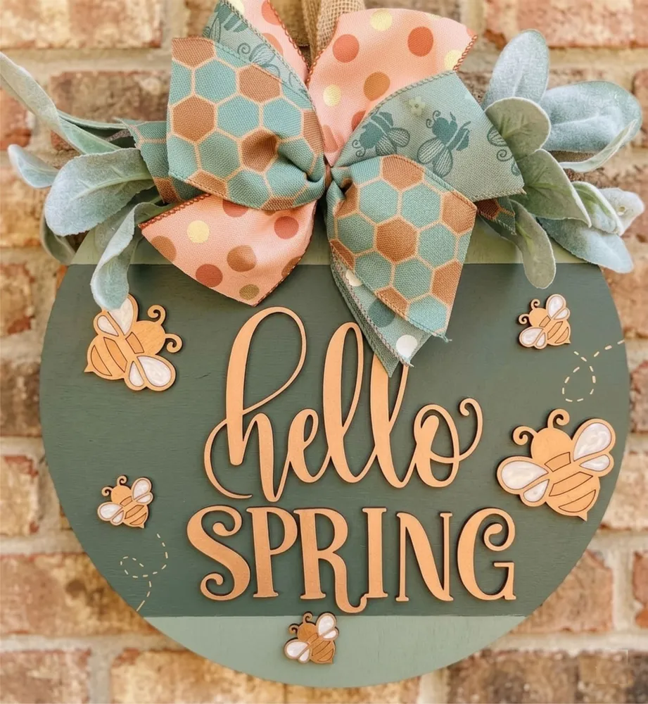Hello Spring Bee Door Hanger — DXF linework preview
